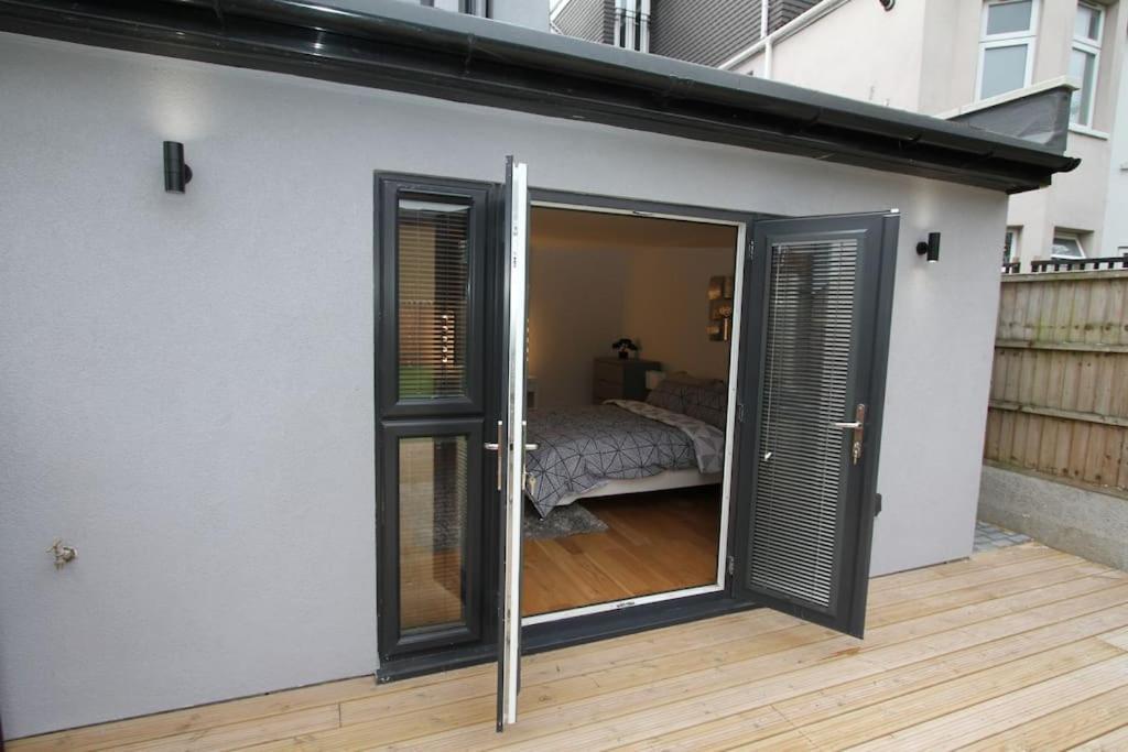 Lovely One Bed Apartment-Near All Transport-Village-Freeparking Λονδίνο Εξωτερικό φωτογραφία