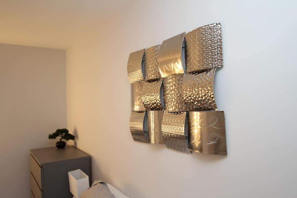 Lovely One Bed Apartment-Near All Transport-Village-Freeparking Λονδίνο Εξωτερικό φωτογραφία